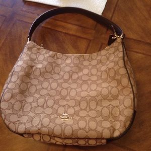 Coach shoulder bag new never used no tags